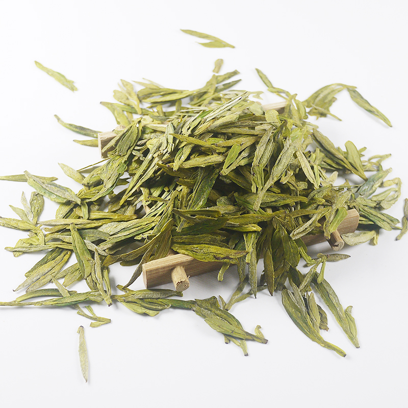 Thé vert Longjing biologique séché de qualité SSS