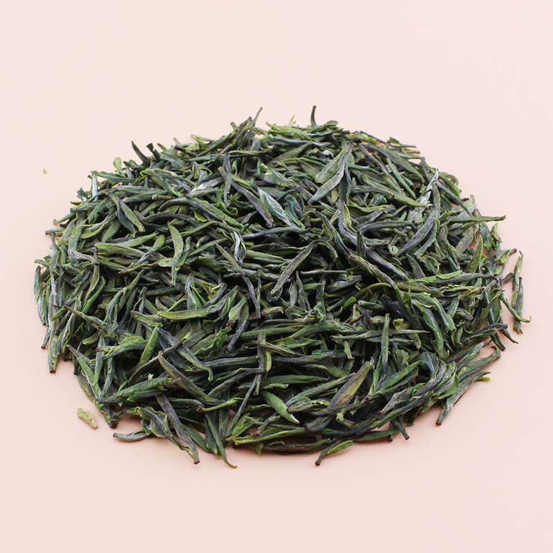 Organic TianMu QingDing Green Tea, MingQian Tea, Buds Tea