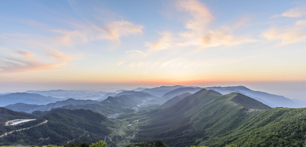 Linan Taizijian Sunrise View